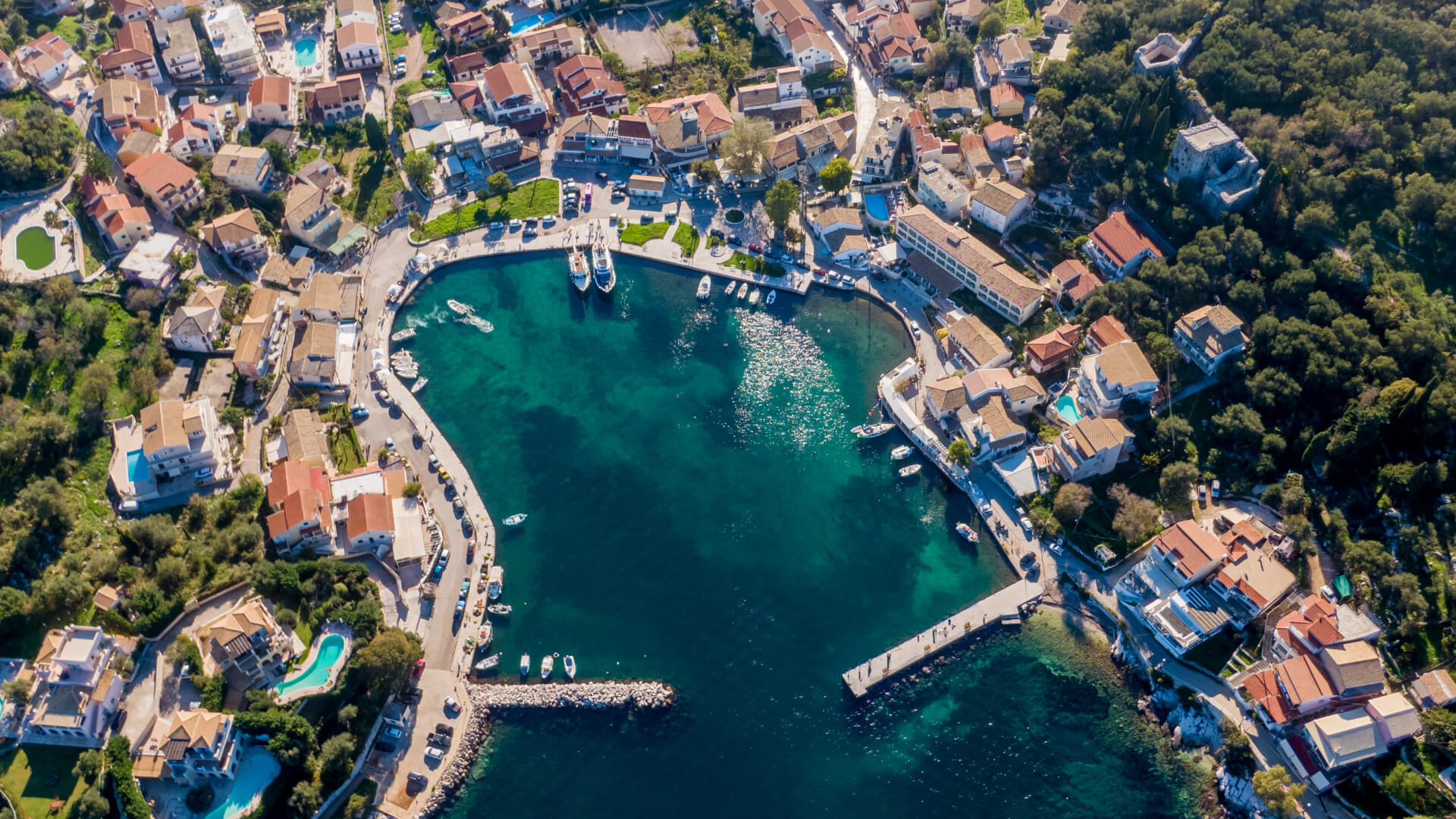 East Coast Cruise Corfu – Follow the Durrell Trail: The Ultimate Adventure on Greece’s Stunning East Coast 7 Visit Kassiopi Homepage Hero